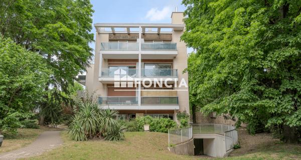 À vendre Appartement 2 pièces 44 m² - Rueil-malmaison 92500
