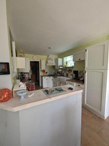 Cadre paisible et pratique : maison familiale à Listrac-Médoc