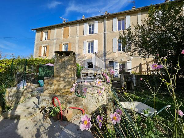 MAISON DE BOURG - MOUTHIERS SUR BOEME