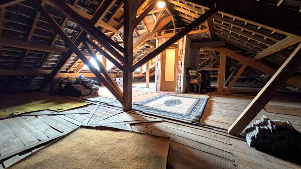 Vaste maison avec vue dégagée  - Charroux