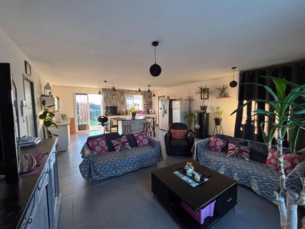 Maison à vendre à Velles dans l'Indre (36330), ref : JA/751