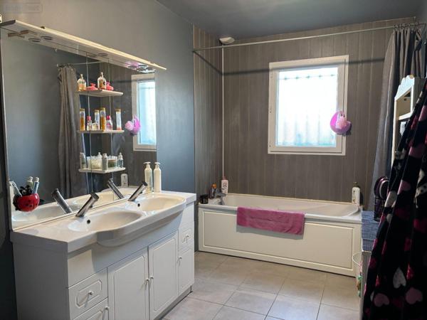 Maison à vendre à Velles dans l'Indre (36330), ref : JA/751