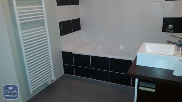 Appartement à louer 2 pièces 42.2m²