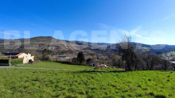 Terrain constructible 2300m2  à Firmi 12300