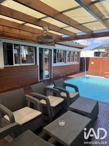 Maison à vendre 10 pièces 204 m² Saint-Pierre