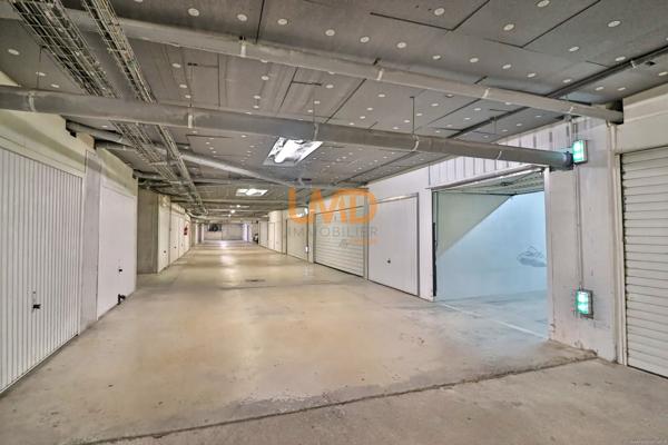 Box fermé - Résidence sécurisée