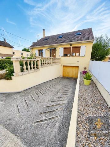 Vente                                                      Maison
                        
                     5 pièces                      118 m2                     à Chelles