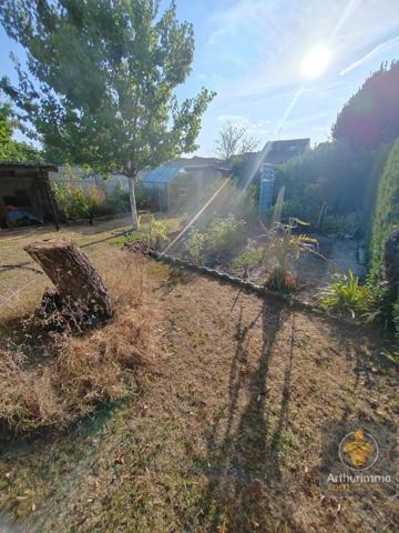 Vente                                                      Maison
                        
                     5 pièces                      118 m2                     à Chelles