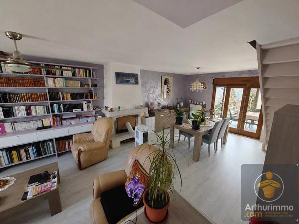 Vente                                                      Maison
                        
                     5 pièces                      118 m2                     à Chelles