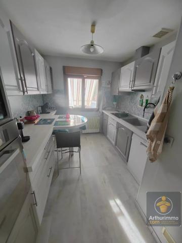 Vente                                                      Maison
                        
                     5 pièces                      118 m2                     à Chelles