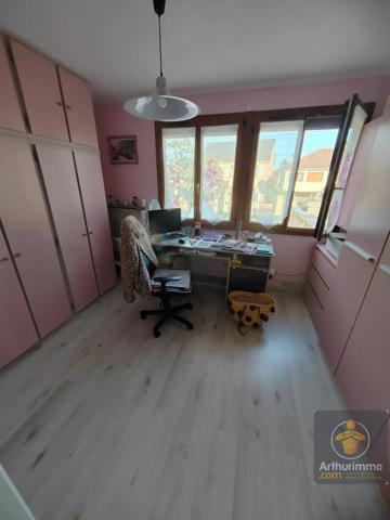 Vente                                                      Maison
                        
                     5 pièces                      118 m2                     à Chelles