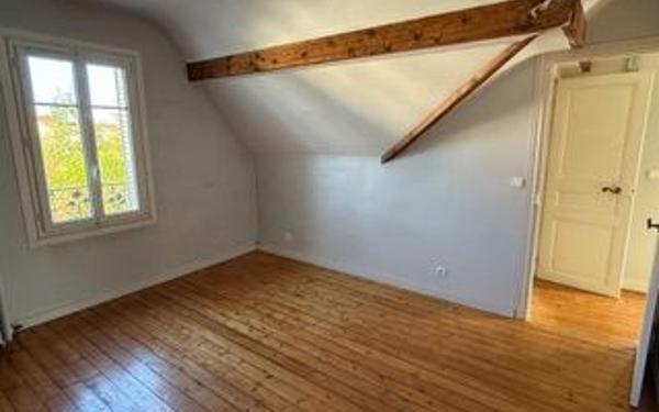 Maison à louer    5 pièces • 95,82 m2 Sucy-en-Brie