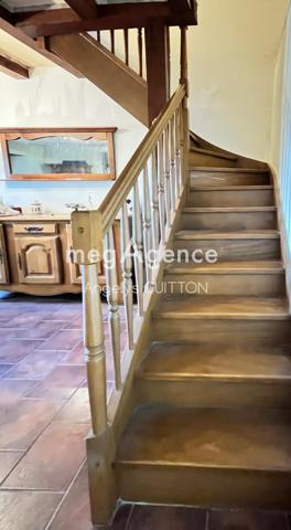 Maison à Beaumont-sur-Sarthe, 72170 - 5 pièces 110m²