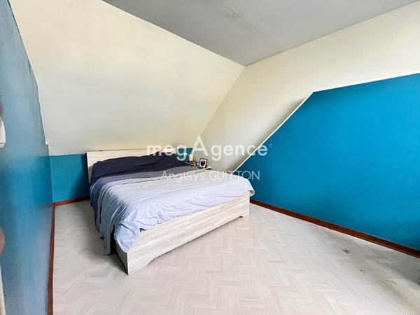 Maison à Beaumont-sur-Sarthe, 72170 - 5 pièces 110m²