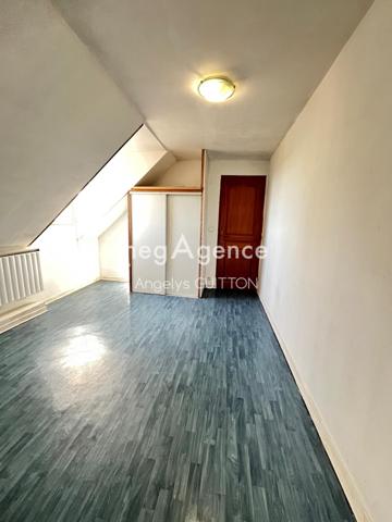 Maison à Beaumont-sur-Sarthe, 72170 - 5 pièces 110m²