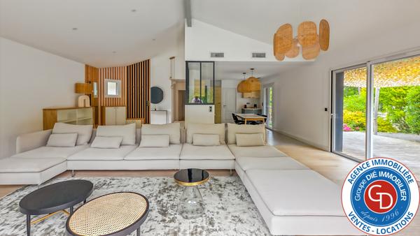 Magnifique villa rénovée avec 5 chambres, piscine et garage