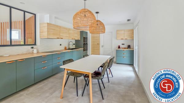 Magnifique villa rénovée avec 5 chambres, piscine et garage