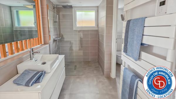 Magnifique villa rénovée avec 5 chambres, piscine et garage