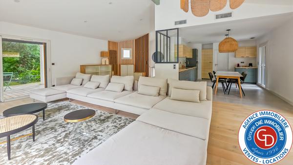 Magnifique villa rénovée avec 5 chambres, piscine et garage