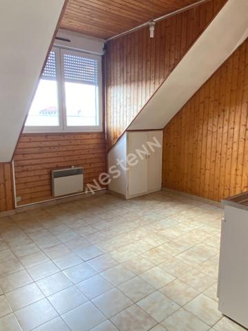 Nantes République - Lot de 2 T1bis en dernier étage