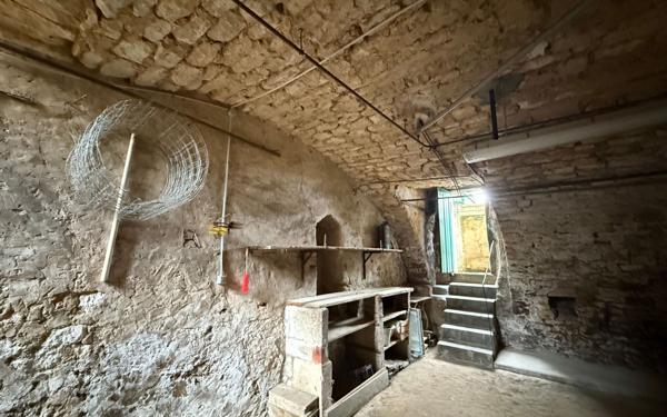 Maison à vendre    6 pièces •  Mamers