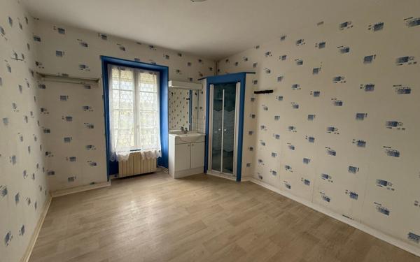 Maison à vendre    6 pièces •  Mamers