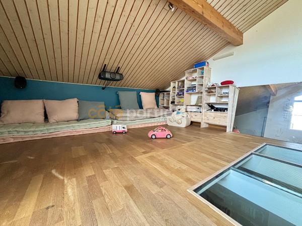 Vente
                Maison197,08 m² - 7 Pièces -
                    SAINT MEDARD EN JALLES (33160)