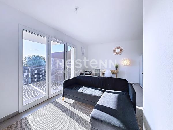 Appartement T2 moderne de 48 m² avec terrasse et vue dégagée sur le Massif de La Clape, place de parking & ascenseur, Quartier prisé et verdoyant 11100 Narbonne