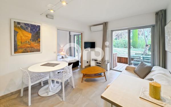 Appartement à vendre    2 pièces •  Gassin