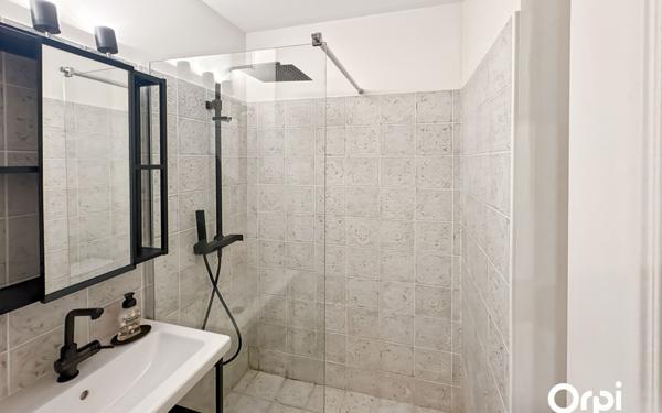 Appartement à vendre    2 pièces •  Gassin