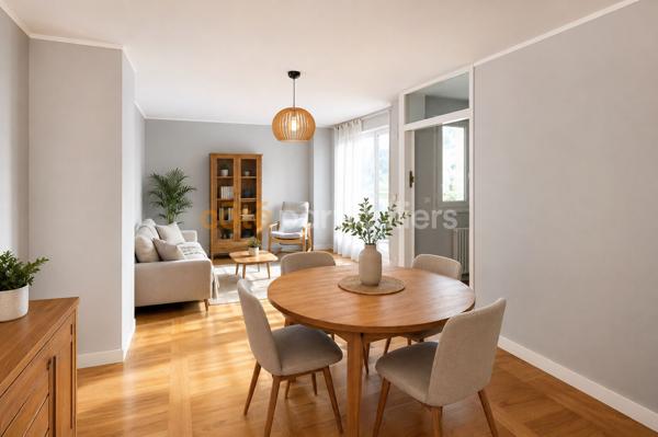 Vente
                Appartement79,65 m² - 4 Pièces -
                    La Roche-sur-Yon (85000)