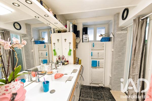 Maison à vendre 4 pièces 92 m² Laval