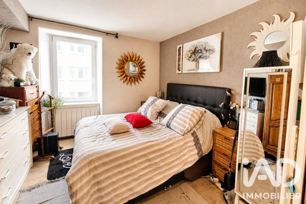 Maison à vendre 4 pièces 92 m² Laval