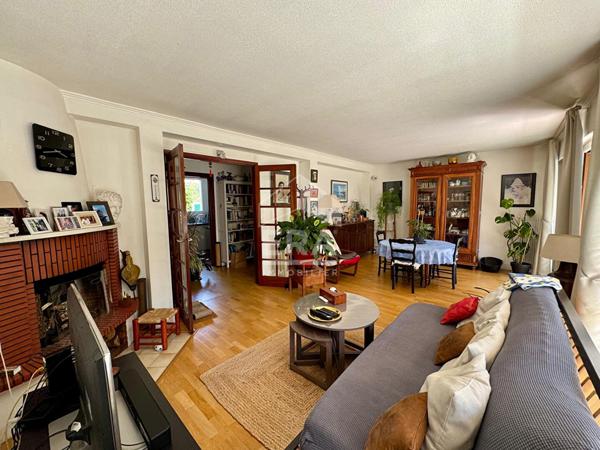 COMBS-LA-VILLE ? QUARTIER CALME | VUE PARC 