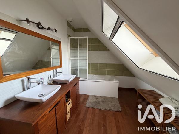 Maison à vendre 5 pièces 121 m² Sainte-Luce-sur-Loire