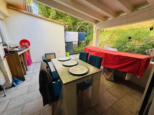 Appartement T3 avec cour extérieure