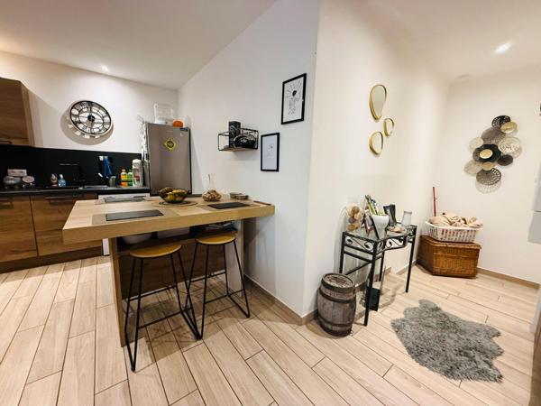 Appartement T3 avec cour extérieure