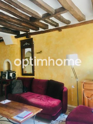 Centre Moret Sur Loing (77) - Maison à vendre 85m2 avec une petite cour intérieure et une dépendance 34m2.