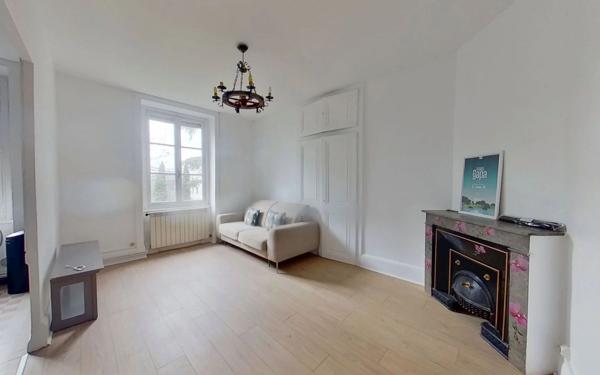 Appartement à louer    3 pièces • 61,23 m2 Lyon 8