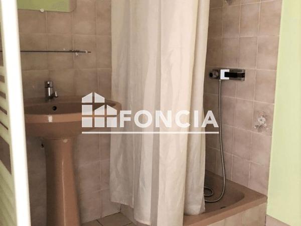 Location Studio 27.2 m² - 117 RUE ROGER SALENGRO La Roche Sur Yon 85000