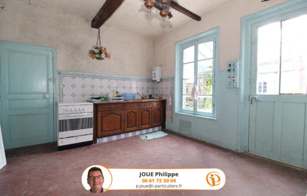 Entre Sens et St Florentin, Grande maison ancienne sur 2000 m2 de terrain