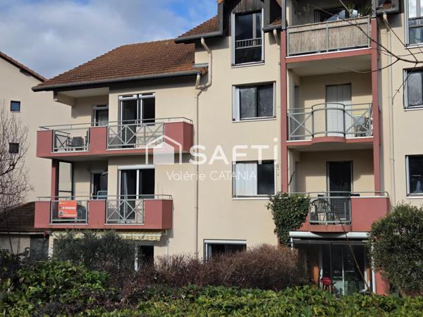 Sassenage – Appartement T4 de 76m², lumineux avec balcon, garage et cellier