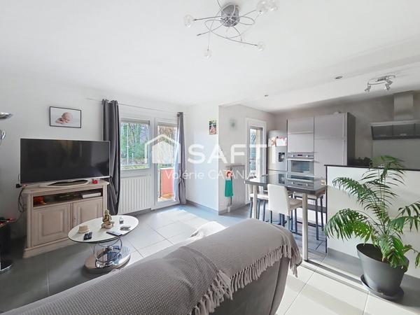 Sassenage – Appartement T4 de 76m², lumineux avec balcon, garage et cellier