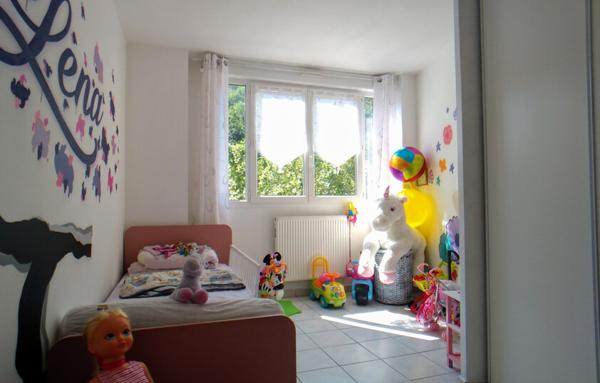 Superbe appartement 3 pièces + parking privatif couvert