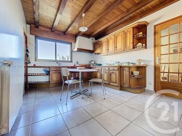 Maison à vendre  4 pièces - 140 m2 ROCHEFORT - 17