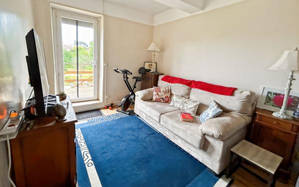 Maison à vendre    3 pièces •  Fleurance