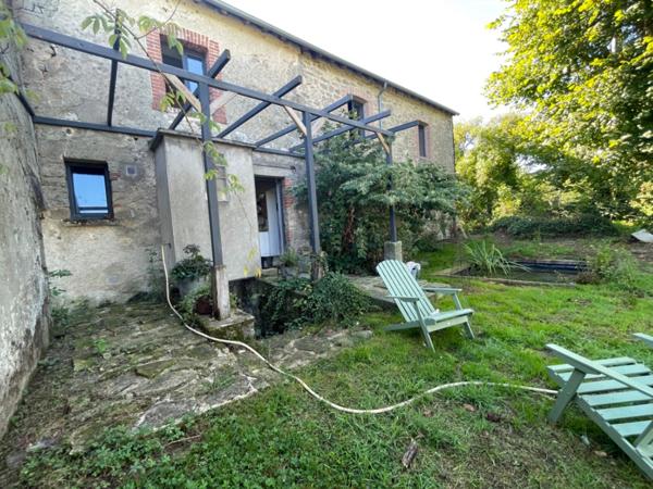 Authenticité et charme 172m2 et 5ha de terrain attenant 252000€