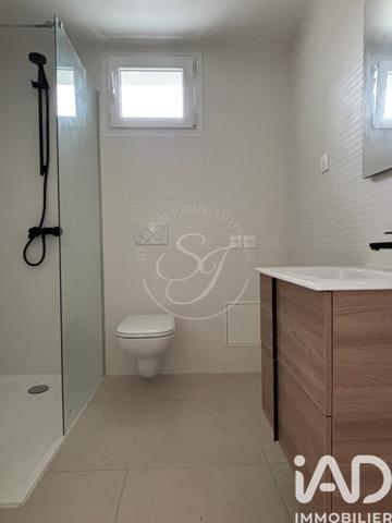 Location appartement 3 pièces 40 m² Corbeil-Essonnes