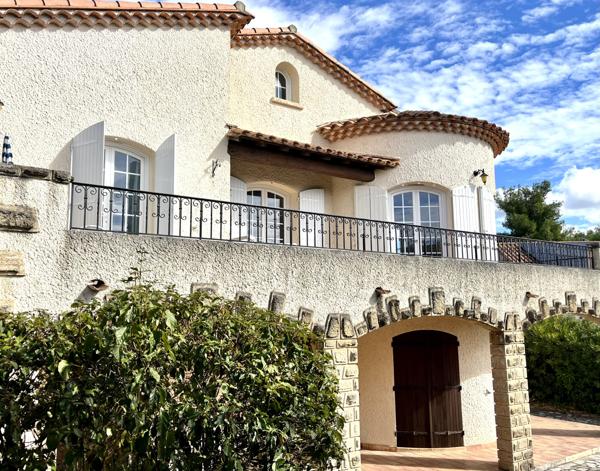 Maison 7 pièces - 210 m² Exclusivité efficity