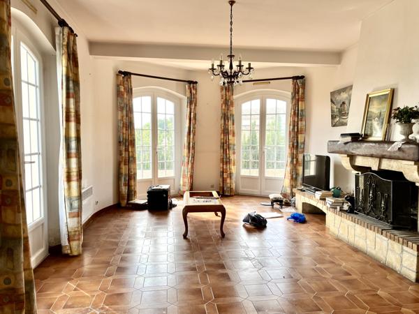 Maison 7 pièces - 210 m² Exclusivité efficity